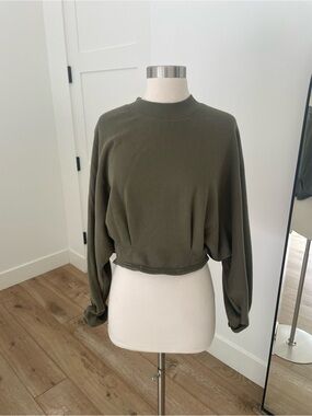 Z Supply Olive Cropped Crewneck Sweatshirt